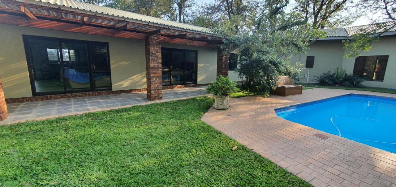 Honeybird Self Catering Accommodation Hluhluwe Extérieur photo