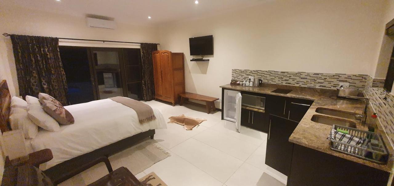 Honeybird Self Catering Accommodation Hluhluwe Extérieur photo